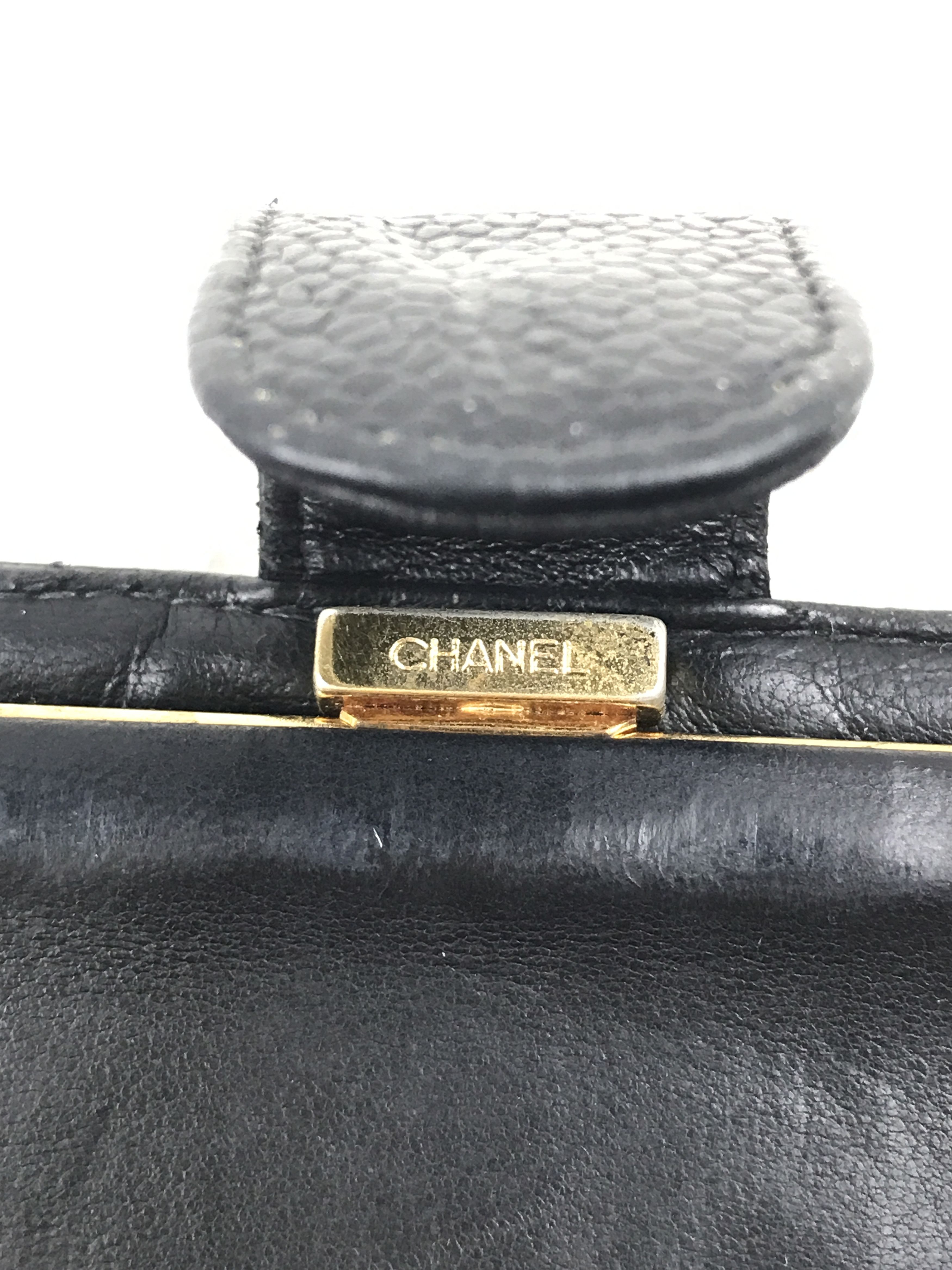 Chanel × Vintage Vintage Chanel Black Caviar CC Logo Bifold Wallet Size ONE SIZE - 8 Thumbnail
