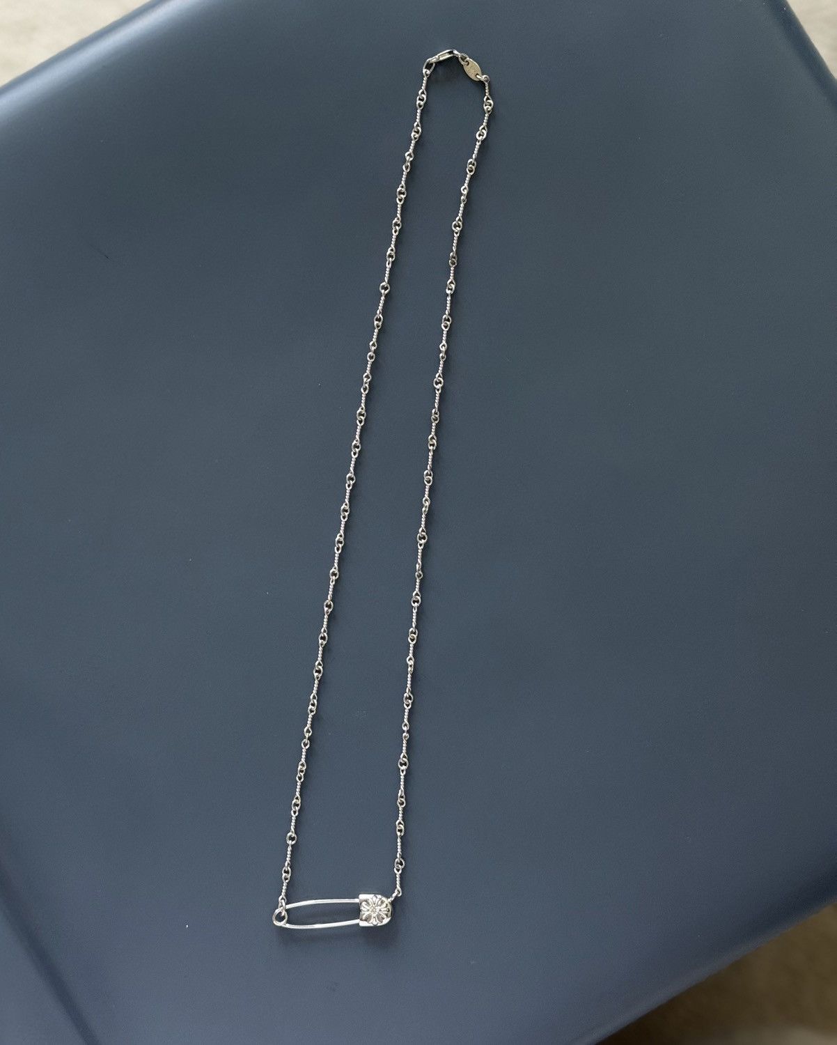Chrome Hearts 🔥Chrome Hearts Twisted Chain White Gold Safety pin Neckalce🔥 Size ONE SIZE - 1 Thumbnail