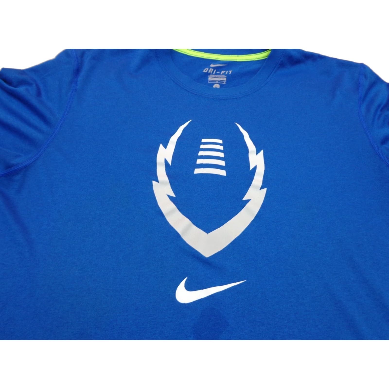 Nike Nike Football Dri-Fit Blue Graphic T Shirt Size Large Mens L Color Blue Nike Dri-FIT T-Shirt Football Short Sleeve Crew Pullover 100% Polyester Size US L / EU 52-54 / 3 - 1 Thumbnail