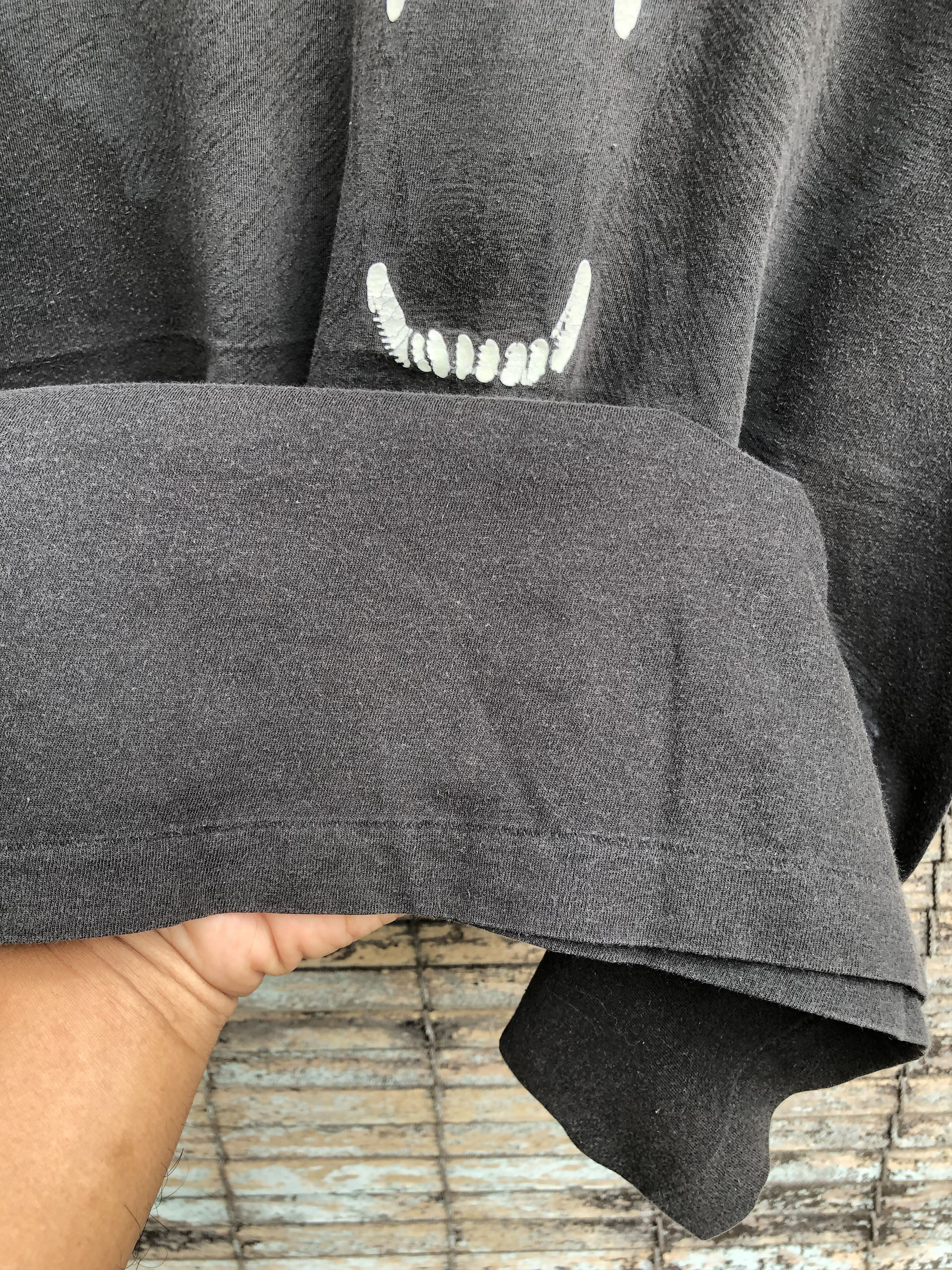 Vintage Vintage 80s Sunfaded Compass Higuma Bear Hokkaido Tee Size US XL / EU 56 / 4 - 7 Thumbnail