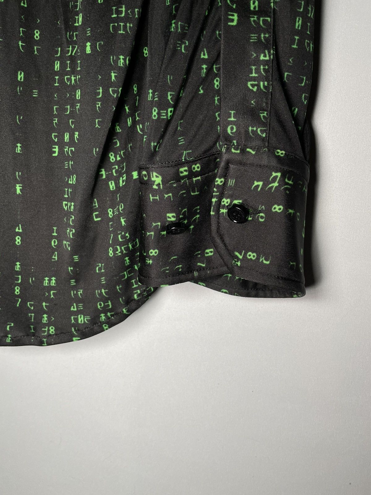 Vetements Vetements Matrix Shirt Size US XS / EU 42 / 0 - 12 Thumbnail