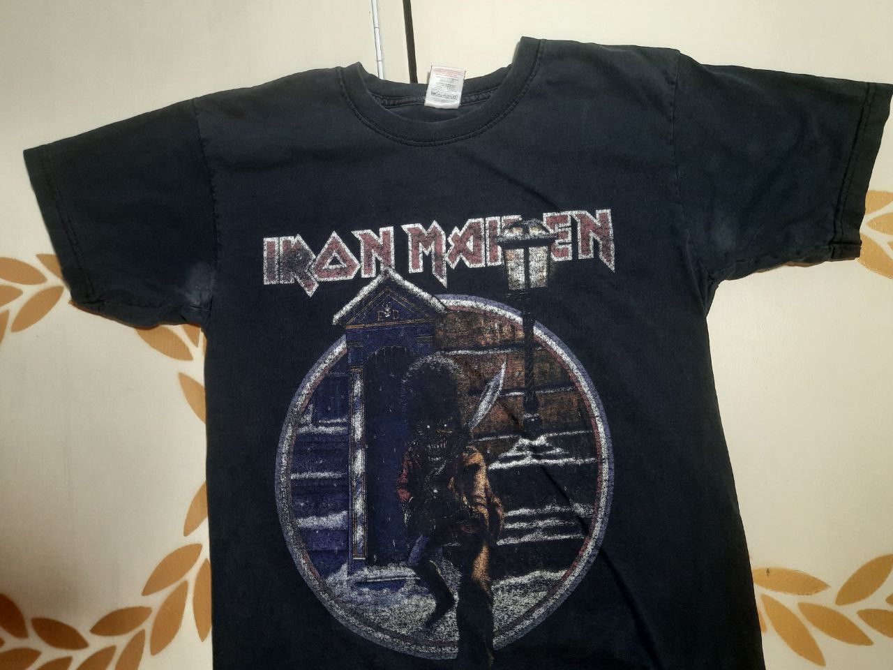 Band Tees × Fruit Of The Loom × Iron Maiden Iron Maiden Tour T-Shirt Earl's Court 2006 Christmas Size US S / EU 44-46 / 1 - 3 Thumbnail
