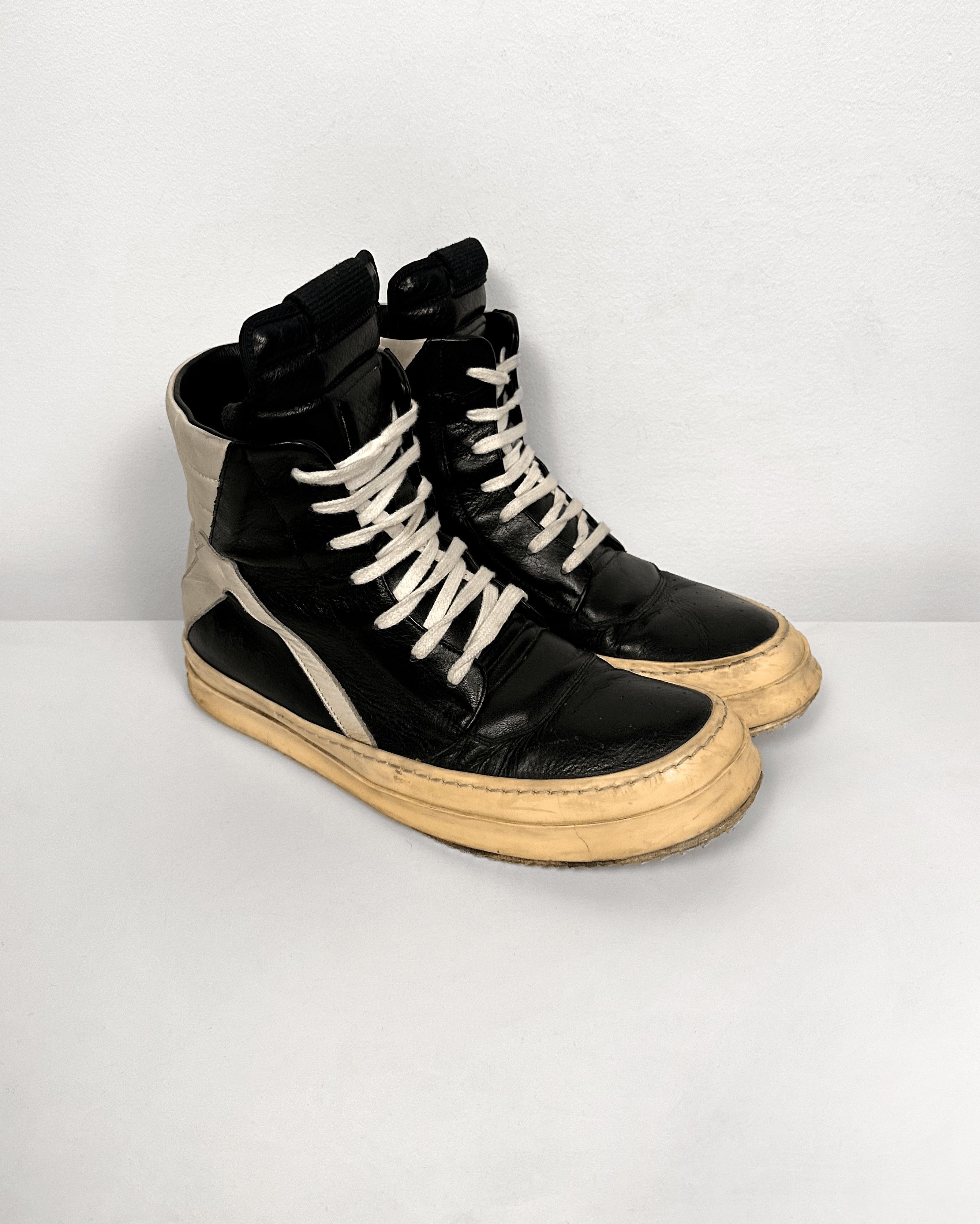 Rick Owens Rick Owens Staple Short Tongue Black Milk Geobasket Size US 10.5 / EU 43-44 - 1 Thumbnail