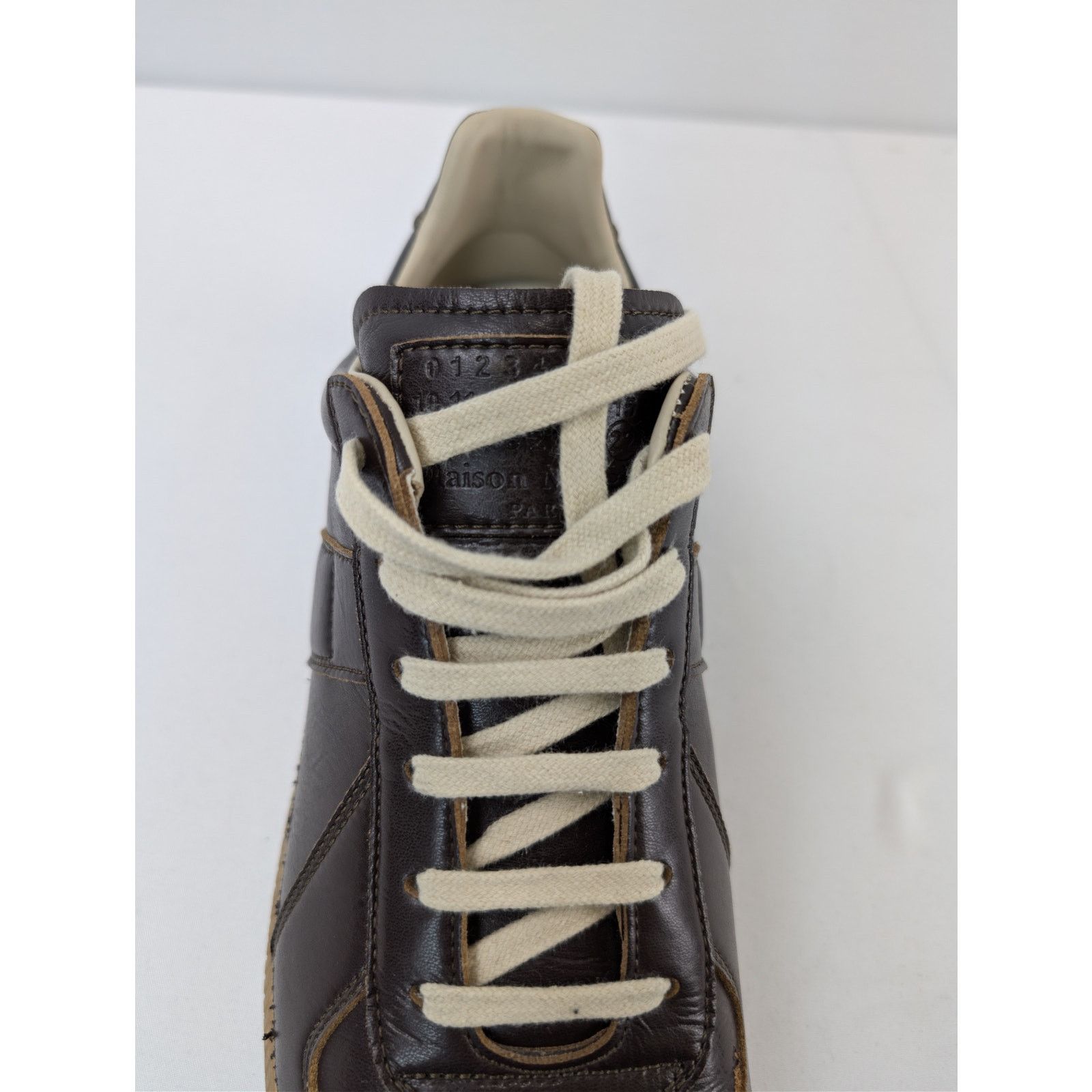 Maison Margiela o1rshd1 Replica sneakers with a distressed peel-off effect Size US 9 / EU 42 - 16 Thumbnail