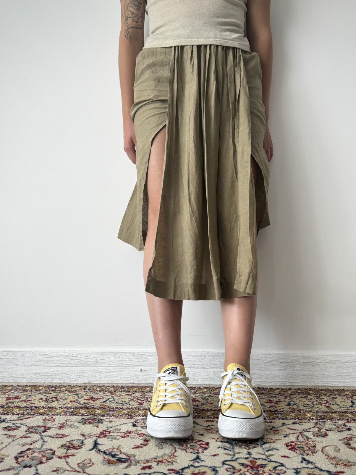 Giorgio Armani Vintage 80s Giorgio Armani Women’s Pleated Midi Skirt Size 27" / US 4 / IT 40 - 1 Thumbnail