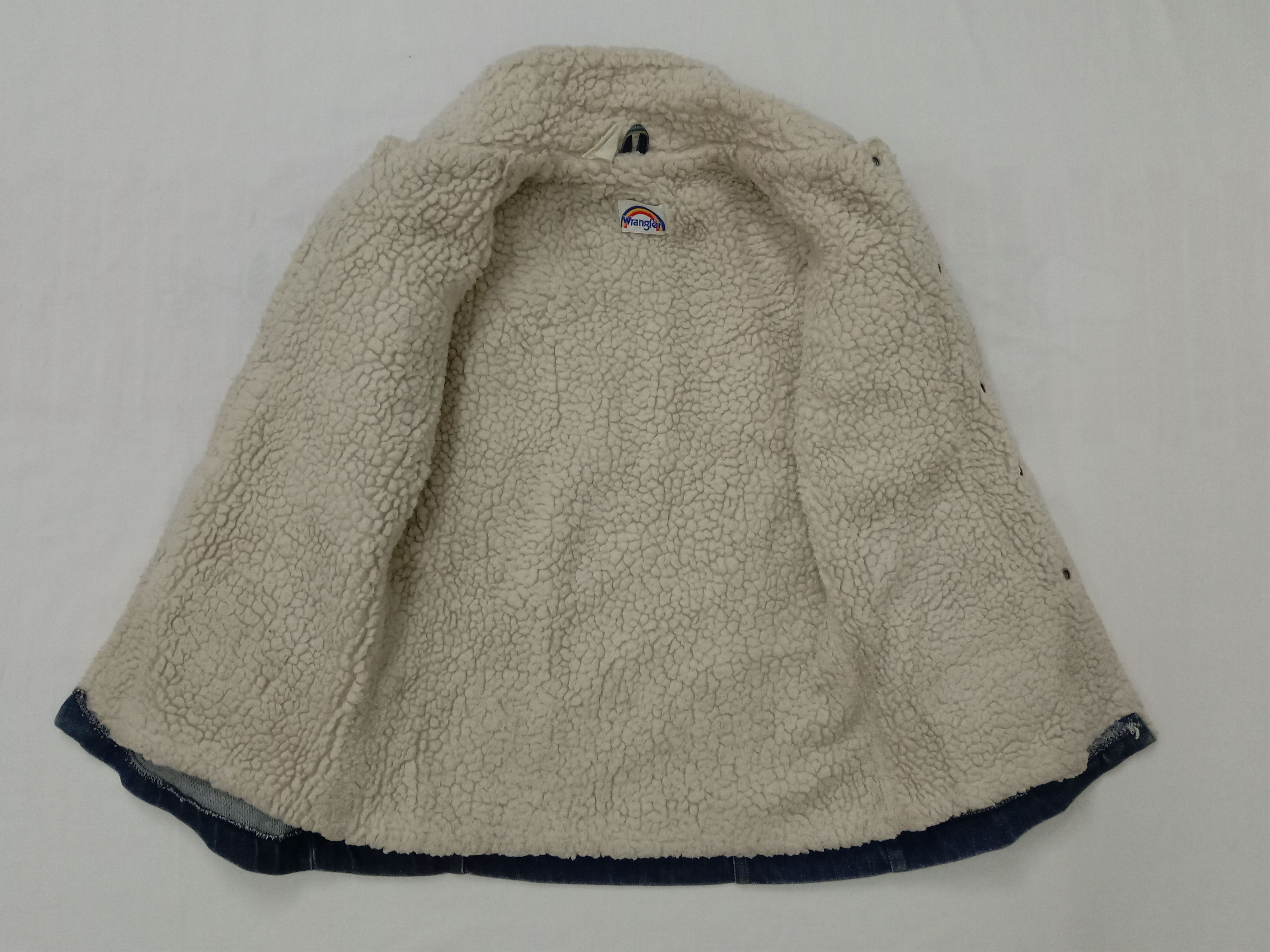 Vintage Vintage Wrangler Denim Trucker Sherpa Jacket Boys Size Size US XS / EU 42 / 0 - 5 Thumbnail