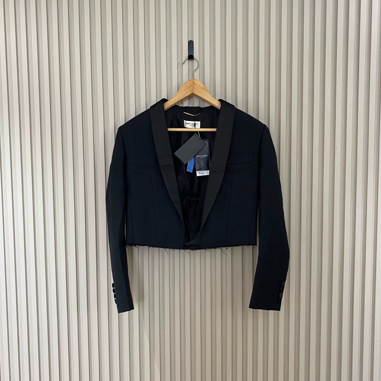 Saint Laurent Paris Saint Laurent Paris Black silk V-neck jacket Size US XS / EU 42 / 0 - 1 Thumbnail