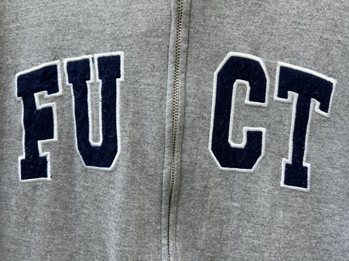 FUCT Vintage 90s FUCT Spell Out Grey Hoodie Sweater Size US L / EU 52-54 / 3 - 9 Thumbnail