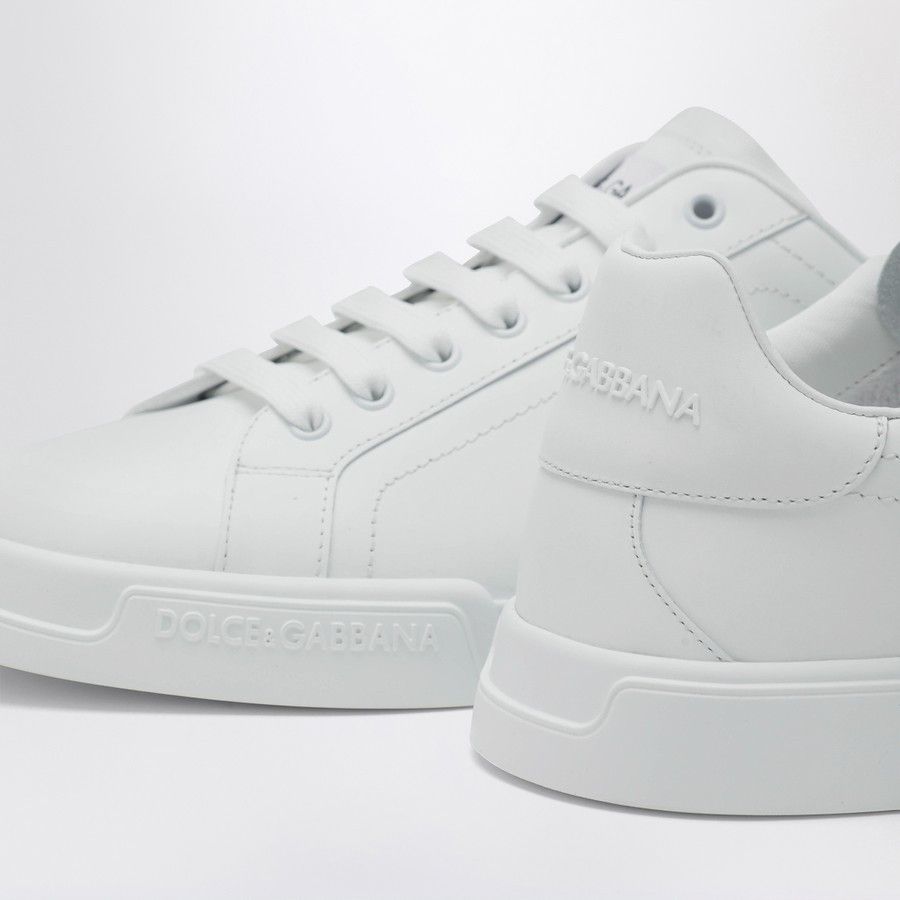 o1d2blof0226 Leather Sneakers in White
