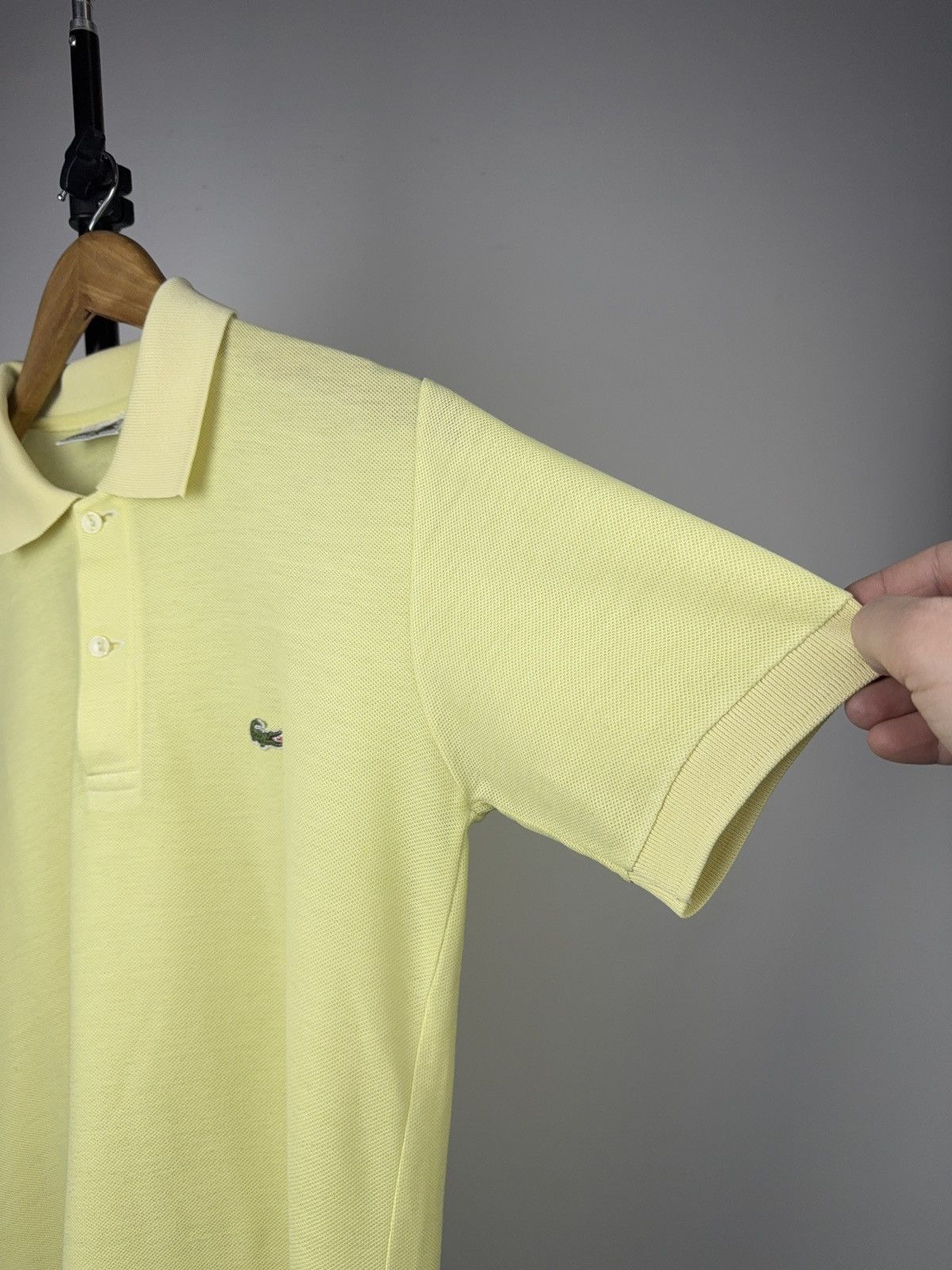 Lacoste Retro 80s Chemise Lacoste Polo Shirt Yellow Made in France Size US S / EU 44-46 / 1 - 11 Thumbnail