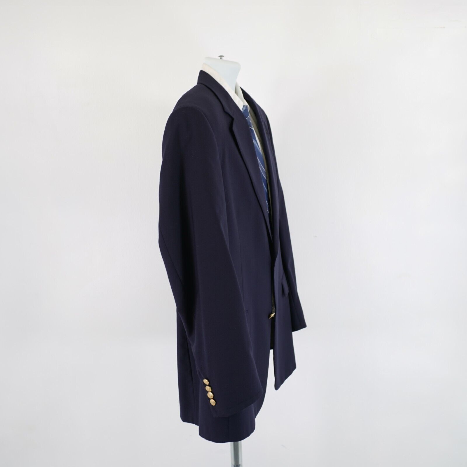 Hart Schaffner Marx Hart Schaffner Marx Wool Blue 2 Gold Button Blazer 42R / Sli Size 42R - 8 Thumbnail