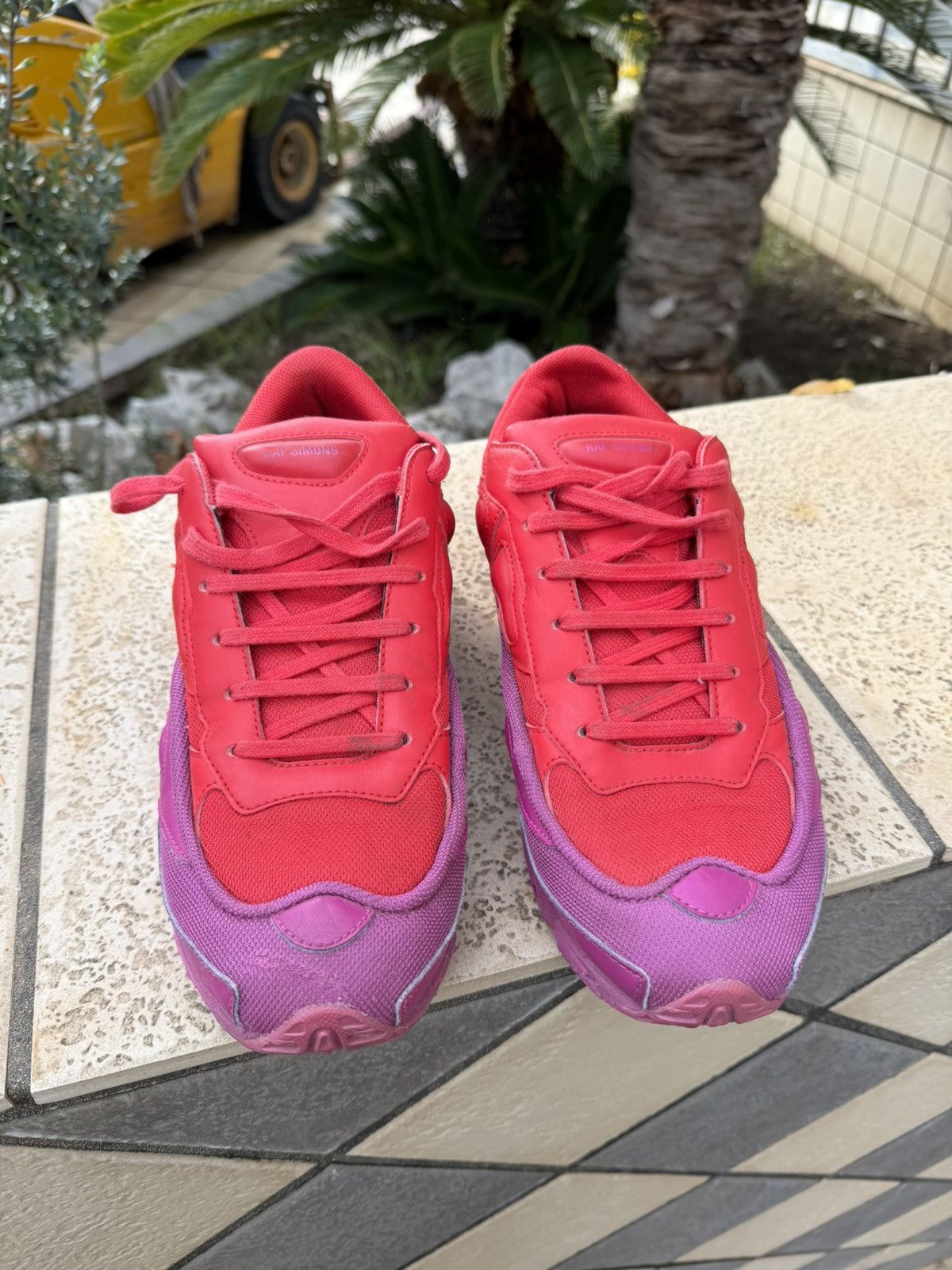 Adidas × Raf Simons Raf Simons x Adidas Ozweego Glory Collegiate Red Shoes Size US 8.5 / EU 41-42 - 7 Thumbnail