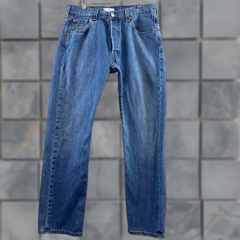 Levi's Levi's 501 Jeans Mens 32x32 Blue Denim Button Fly Faded Washout Vintage No? (Tag34x32) Size US 34 / EU 50 - 1 Thumbnail