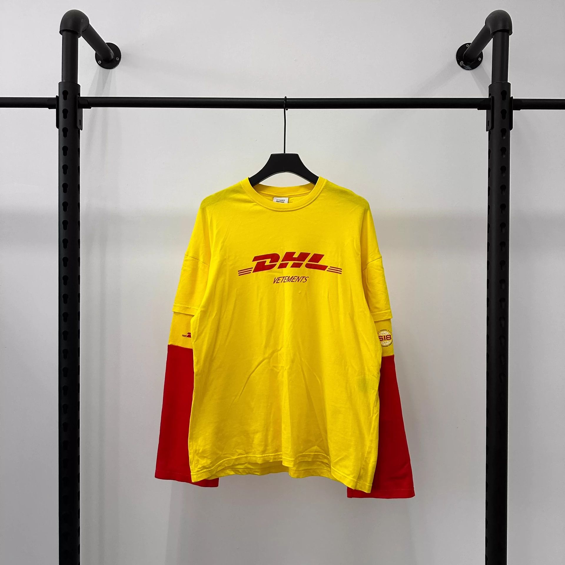 Vetements SS17 Vetements x Hanes double layer Securite T