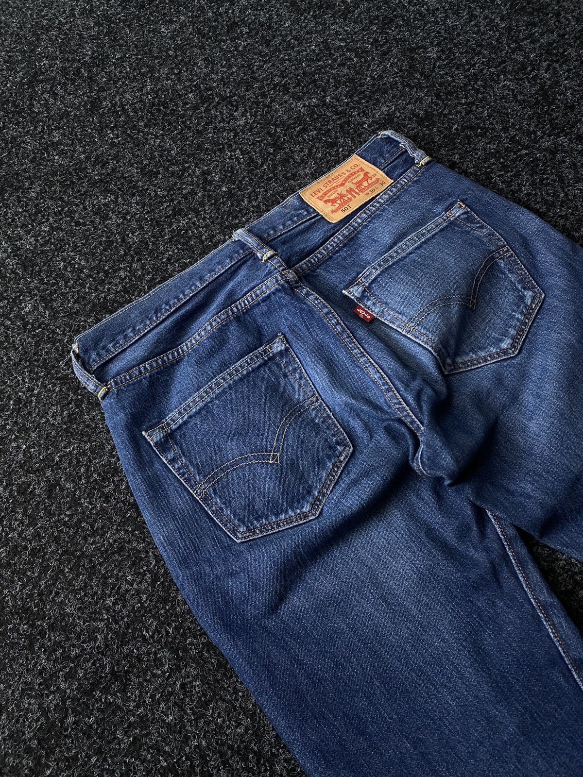 Levi's × Vintage Vintage Levi's 501 Distressed Jeans W30 size Size US 30 / EU 46 - 14 Thumbnail