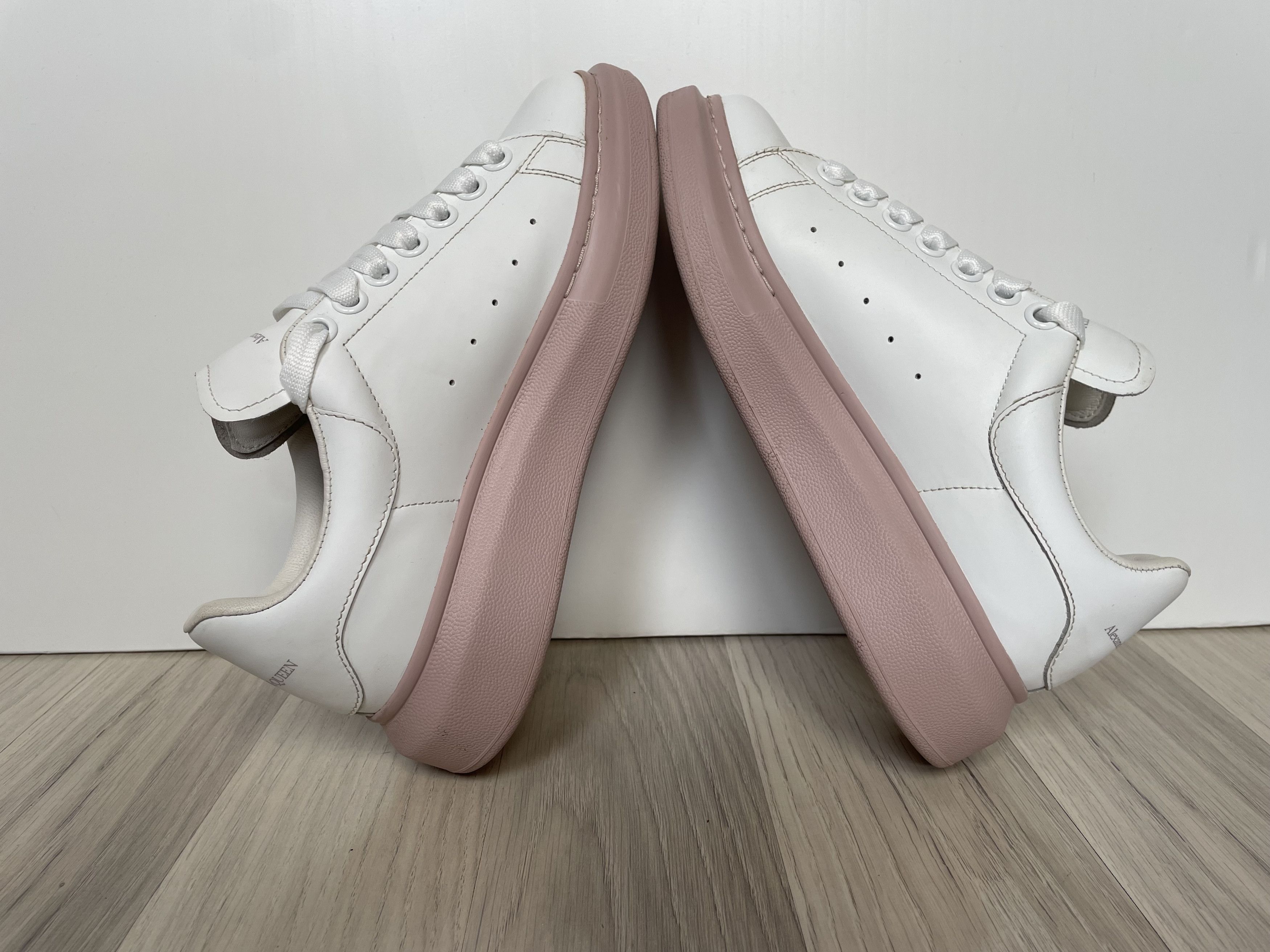 Alexander McQueen Alexander McQueen Oversized sneakers Size US 7.5 / IT 37.5 - 6 Thumbnail