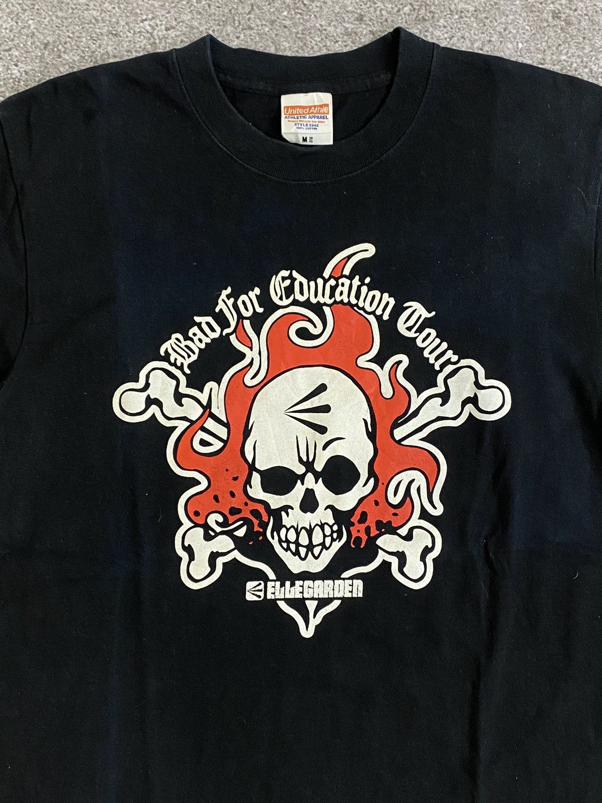 Band Tees Ellegarden Bad for education tour 2004 t shirt Size US M / EU 48-50 / 2 - 3 Thumbnail