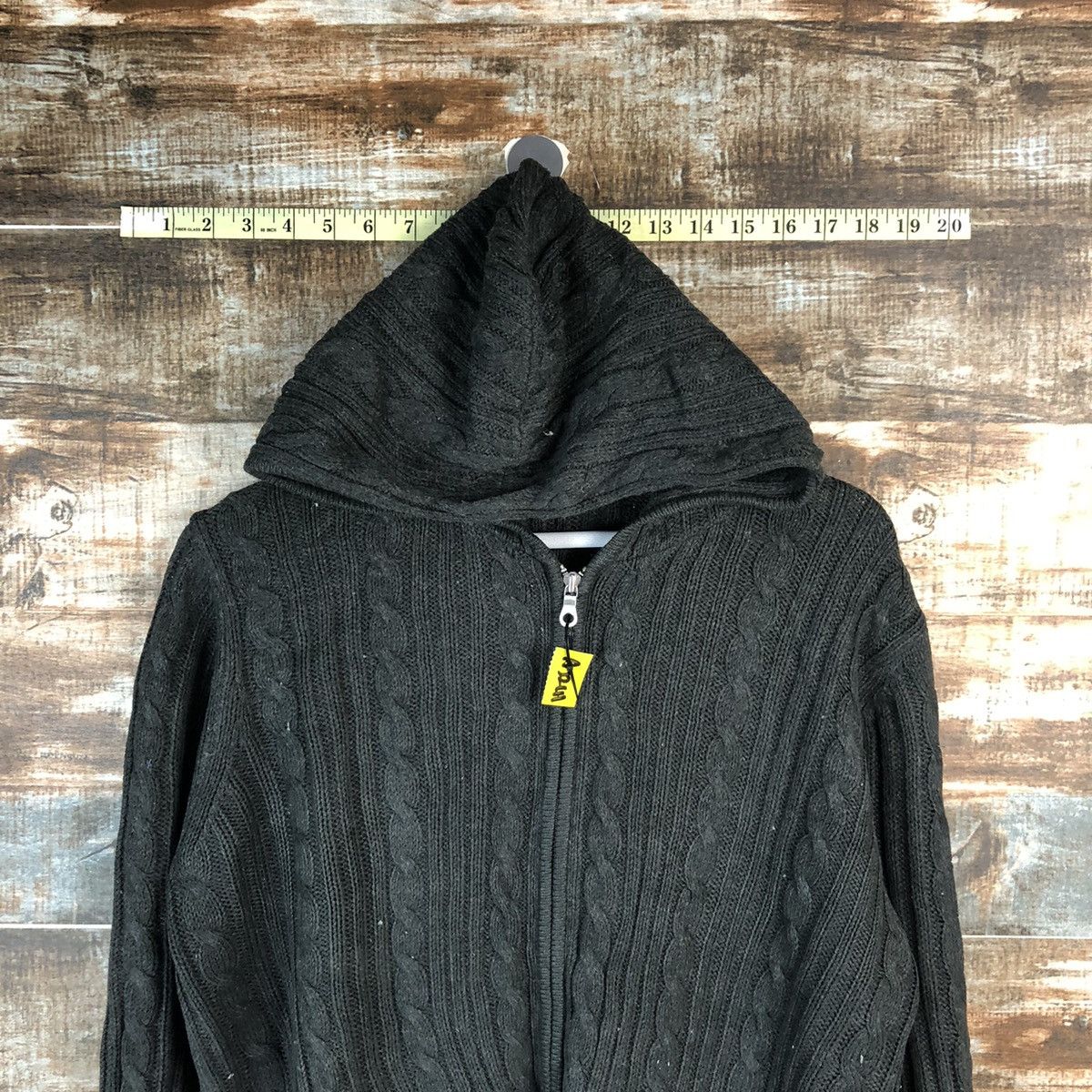 Uniqlo Uniqlo Black vintage Hoodie sweater #A2241 Size US XL / EU 56 / 4 - 4 Thumbnail