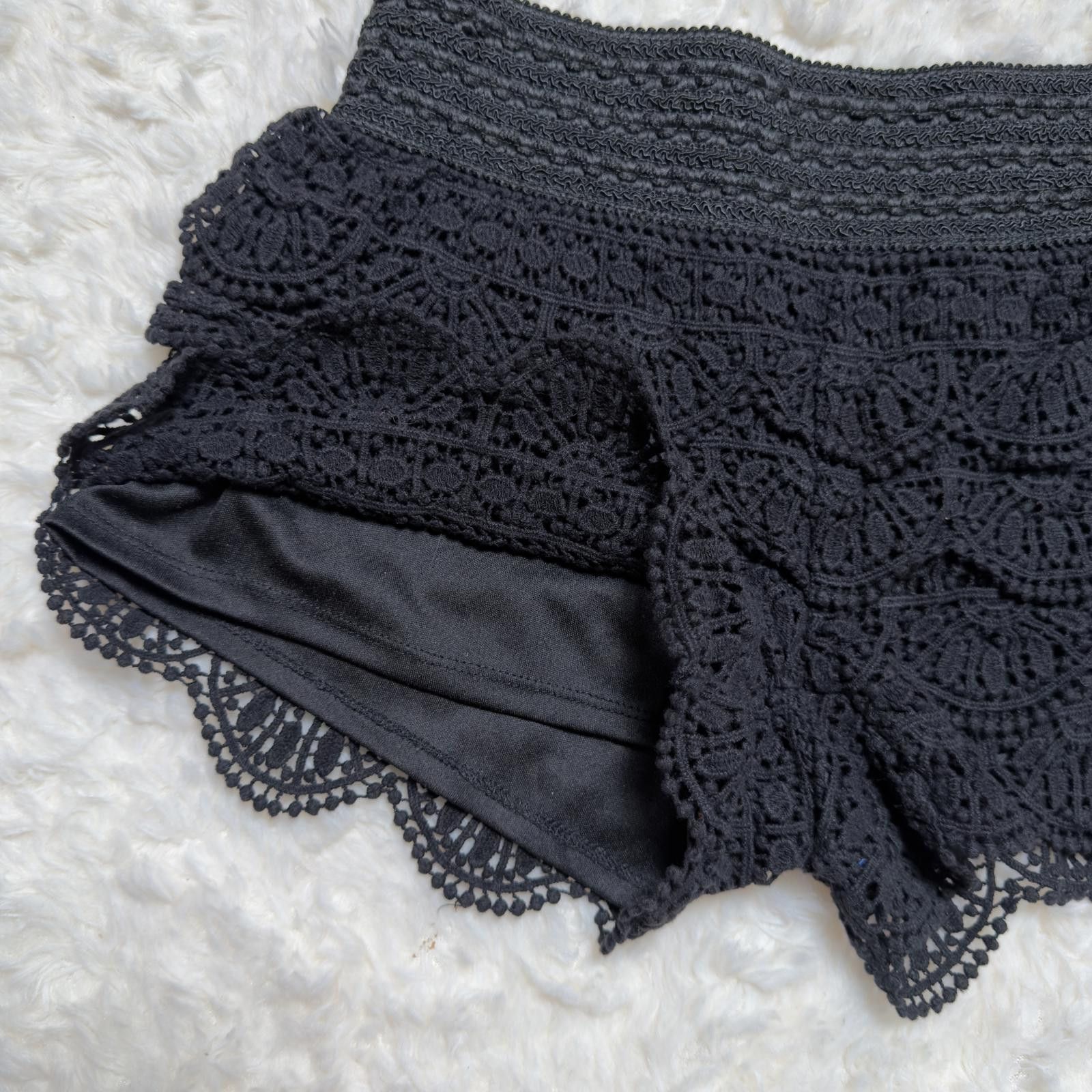 Reindee Lusion Black Lace Mini Shorts Coquette Grunge Fairycore Y2K Boho Size 26" / US 2 / IT 38 - 6 Thumbnail