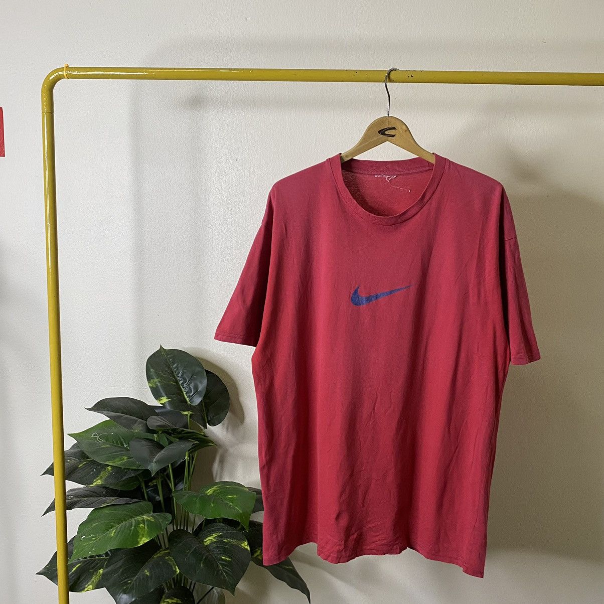 Nike × Vintage Vintage 1990s Nike Centre Swoosh Tee Size US XL / EU 56 / 4 - 5 Thumbnail