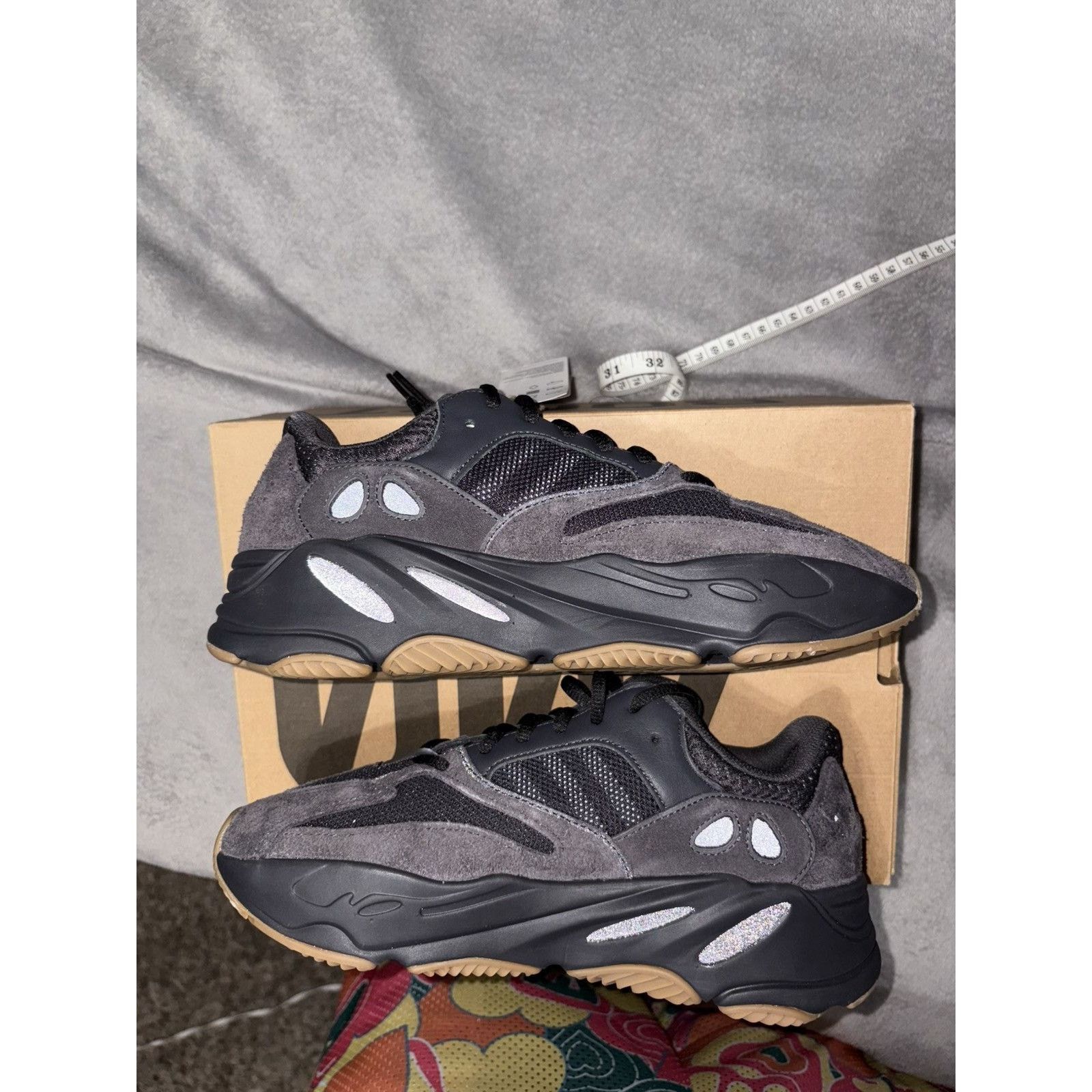 Yeezy Yeezy Boost 700 'Utility Black' 2023 Size US 7.5 / EU 40-41 - 3 Thumbnail