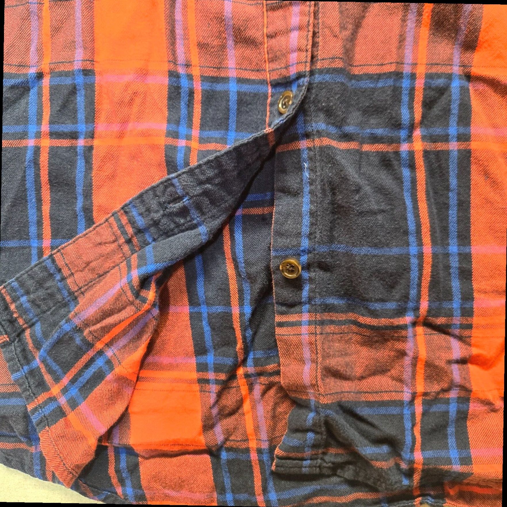 Old Navy Old Navy Plaid Button Up Long Sleeve Shirt Red Blue Adult Women's Medium Size M / US 6-8 / IT 42-44 - 4 Thumbnail