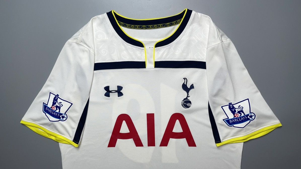 Under Armour TOTTENHAM UNDER ARMOUR 2014/2015 FOOTBALL JERSEY #19 DEMBELE Size US XL / EU 56 / 4 - 3 Thumbnail