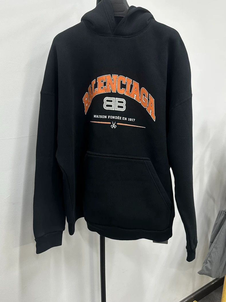Balenciaga size 2 Scissors double B to make old sweater