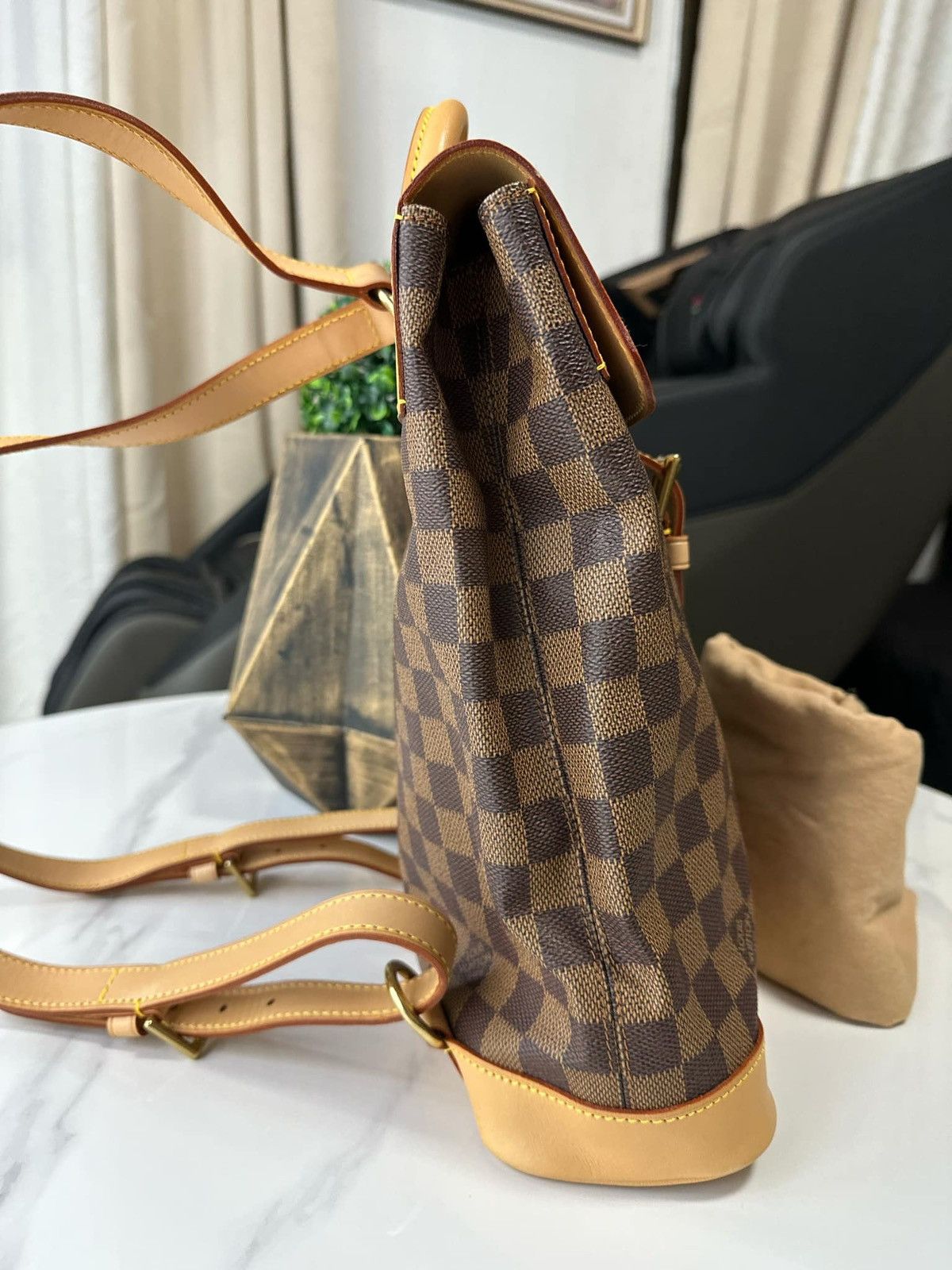 Louis Vuitton Louis Vuitton Backpack Size ONE SIZE - 5 Thumbnail
