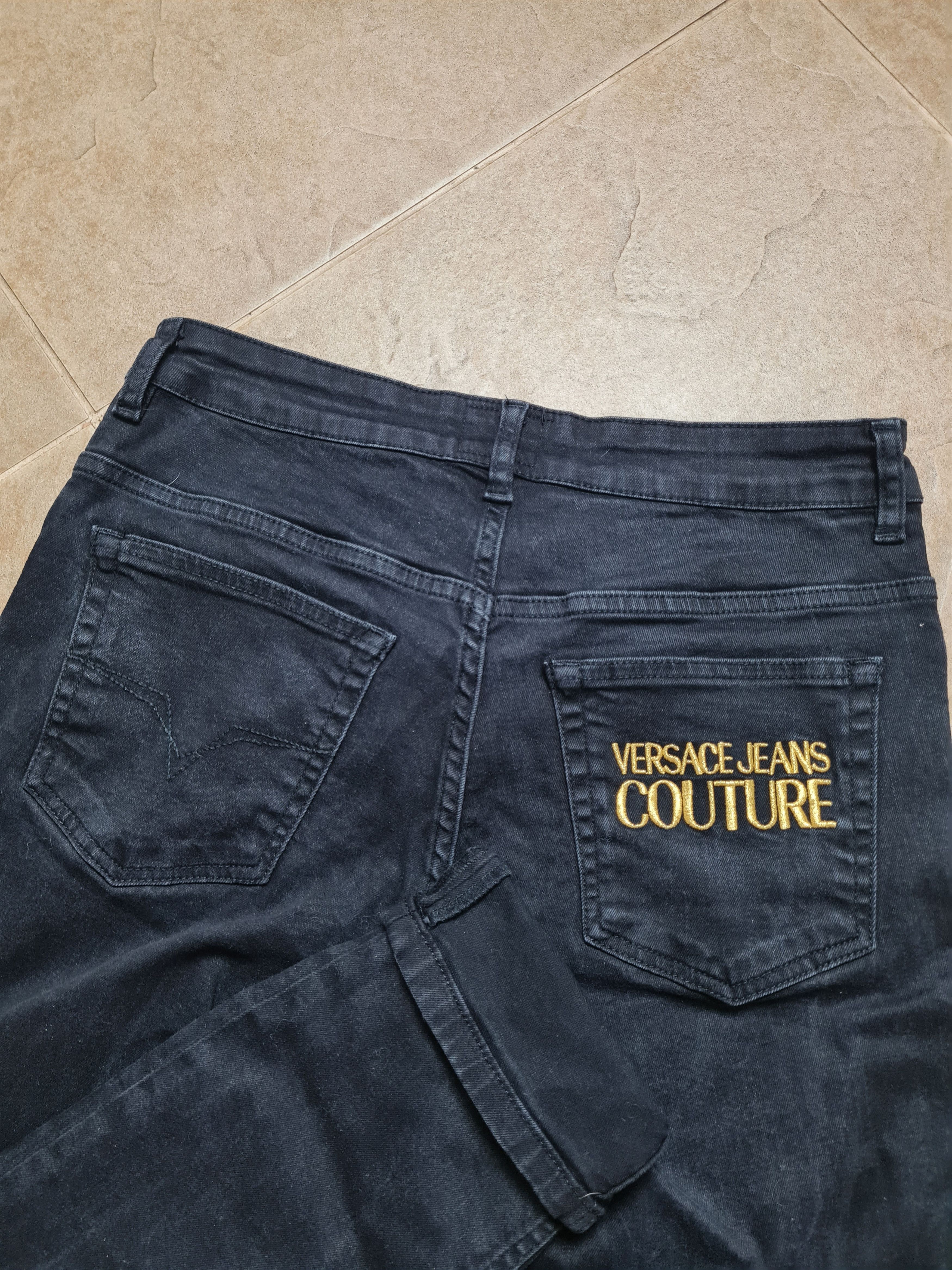 Versace Jeans Couture VINTAGE VERSACE JEANS COUTURE DENIM BIG LOGO TAG IT 44 Size US 28 / EU 44 - 18 Thumbnail