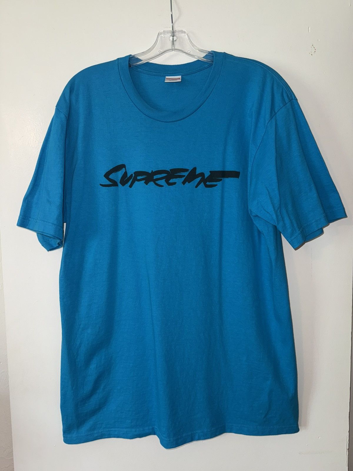 Supreme Supreme Futura Logo Tee FW20 Size US L / EU 52-54 / 3 - 1 Thumbnail