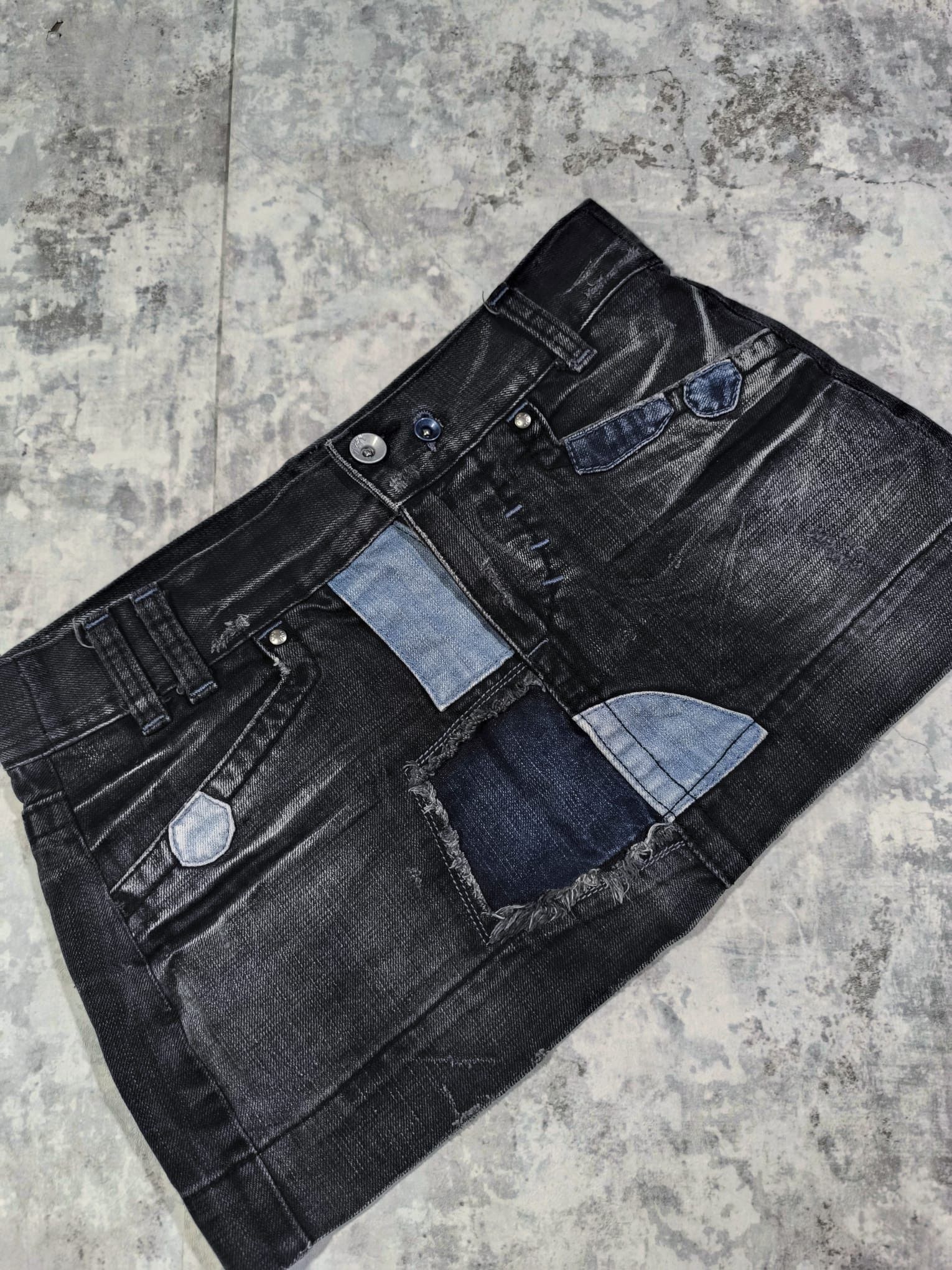 Hysteric Glamour × Miss Sixty Miss Sixty VTG Mini Skirt Distressed Patchwork Denim Y2K Size 30" / US 8 / IT 44 - 2 Thumbnail