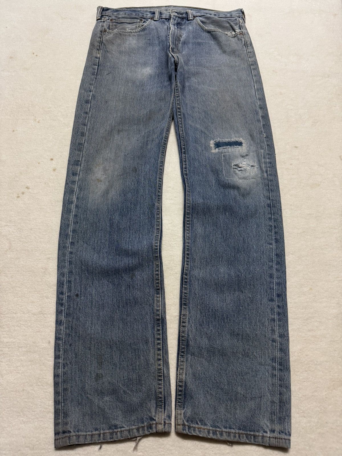 Levi's VINTAGE 2000s LEVI’S PATCHWORK THRASHED BLUE JEANS Size US 35 - 6 Thumbnail