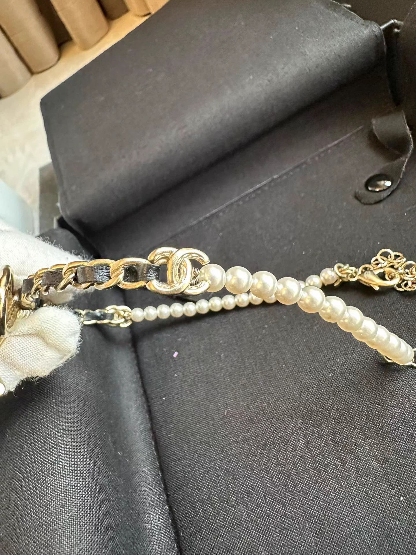 Chanel Chanel 22s Unused Bow Choker Pearl Leather Chain Size ONE SIZE - 5 Thumbnail