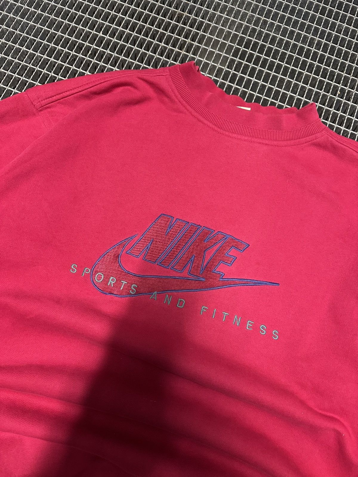 Nike Vintage 90s Nike sweatshirt big center logo Size US L / EU 52-54 / 3 - 2 Thumbnail