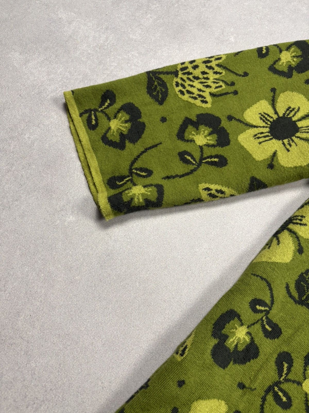 Other Gudrun Sjödén Floral Cardigan Green Organic Cotton Size L Size US L / EU 52-54 / 3 - 9 Thumbnail