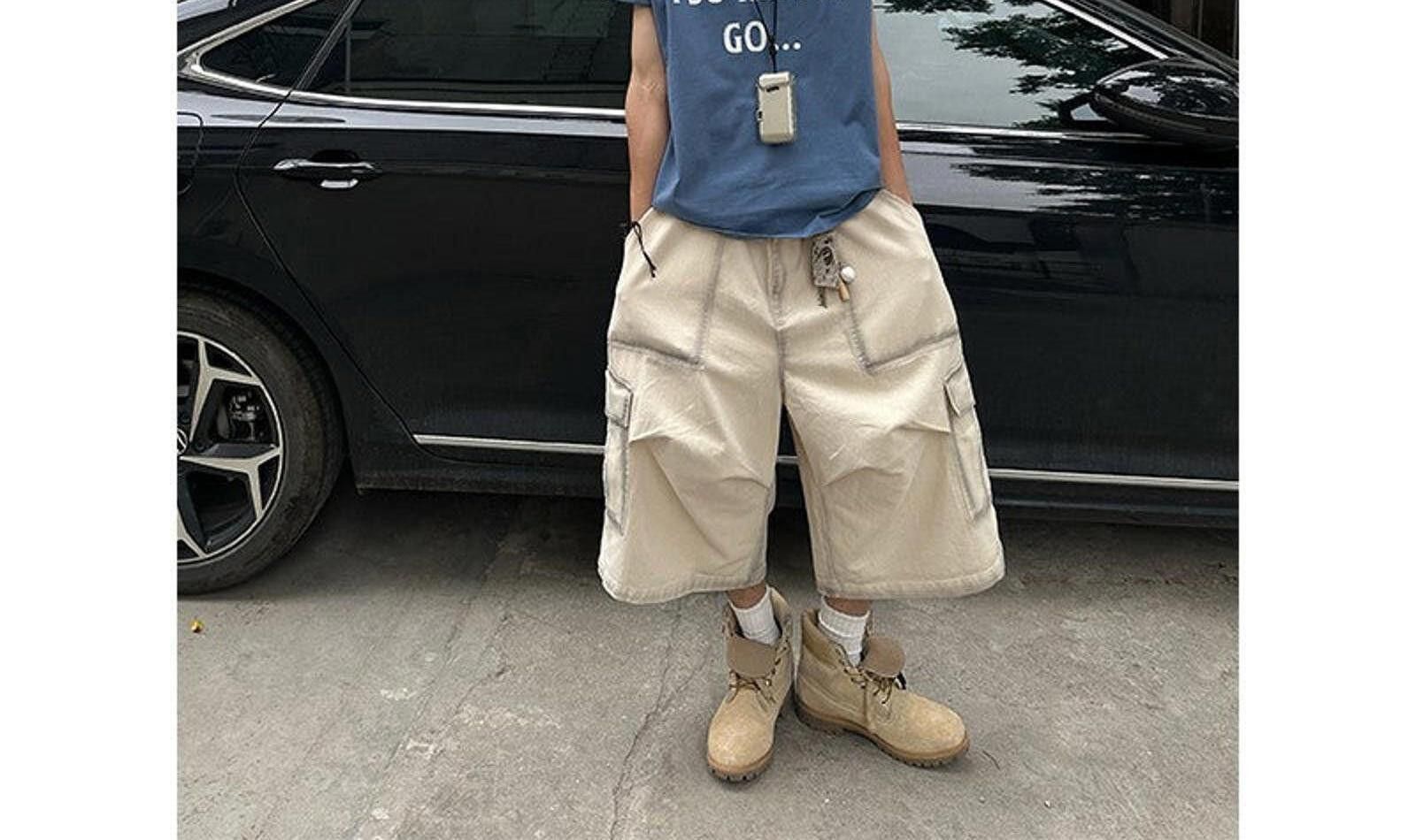Other White Multi Pocket Cargo Jorts Size US 33 - 1 Thumbnail
