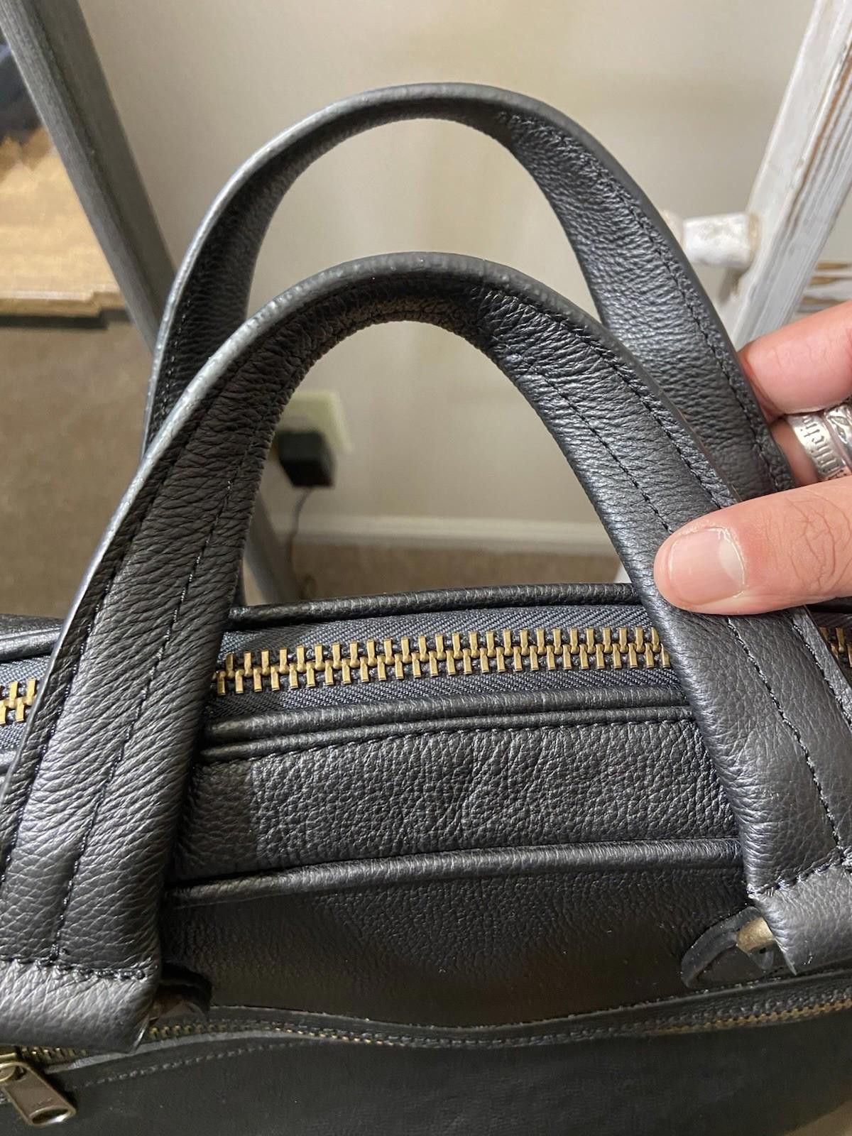 Leather Quavaro Black Eagle Briefcase W Strap, Heavy Duty Leather Size ONE SIZE - 10 Thumbnail