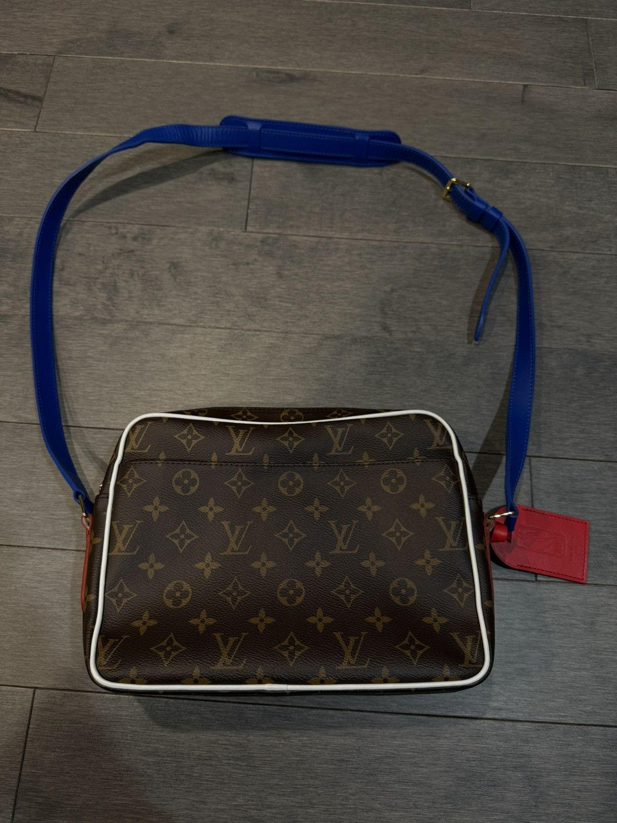 Louis Vuitton Louis Vuitton LV NBA brown side bag Size ONE SIZE - 2 Thumbnail