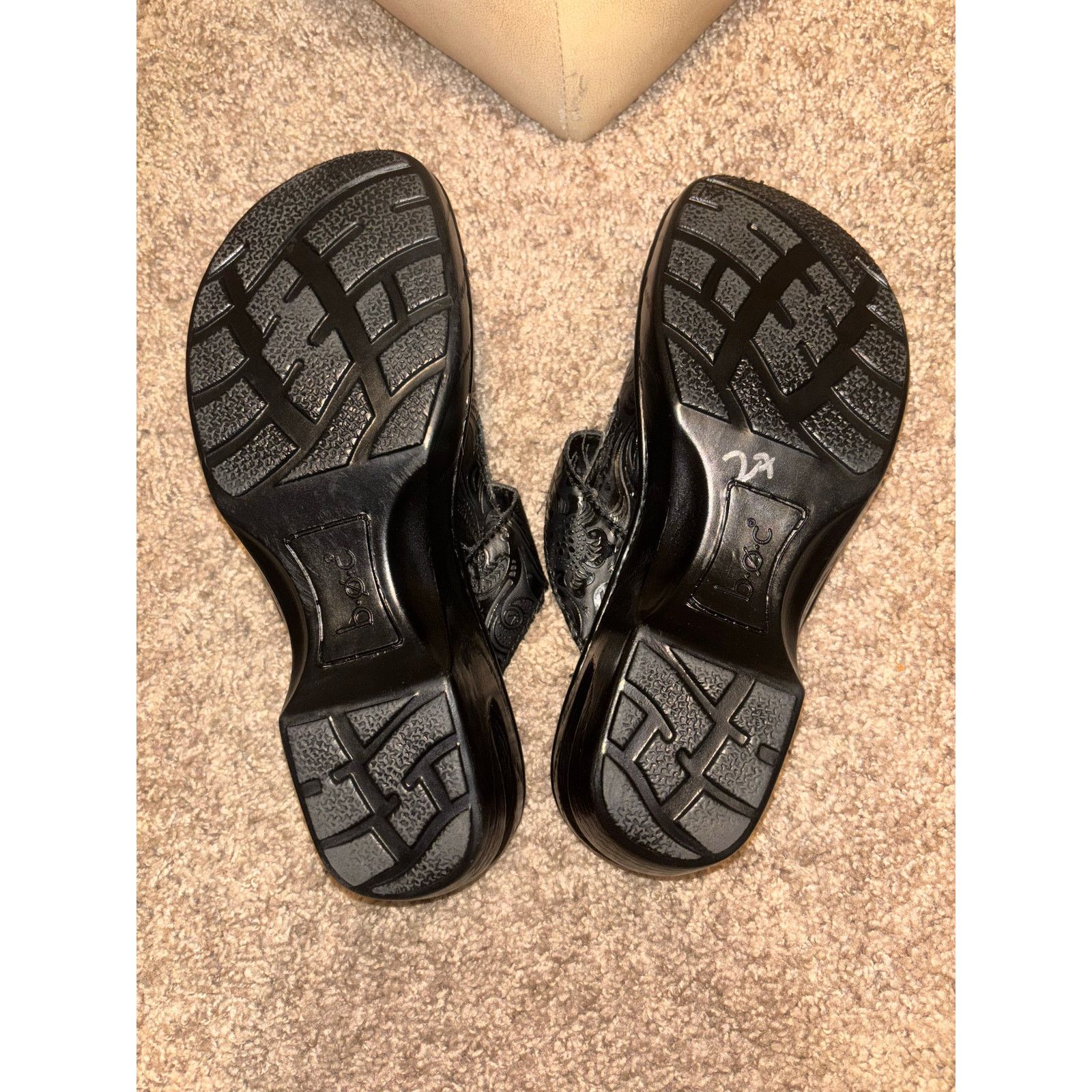 The Unbranded Brand B.O.C Mule Sandals Black Heels/Slip On Size 8 Size US 8 / IT 38 - 7 Thumbnail