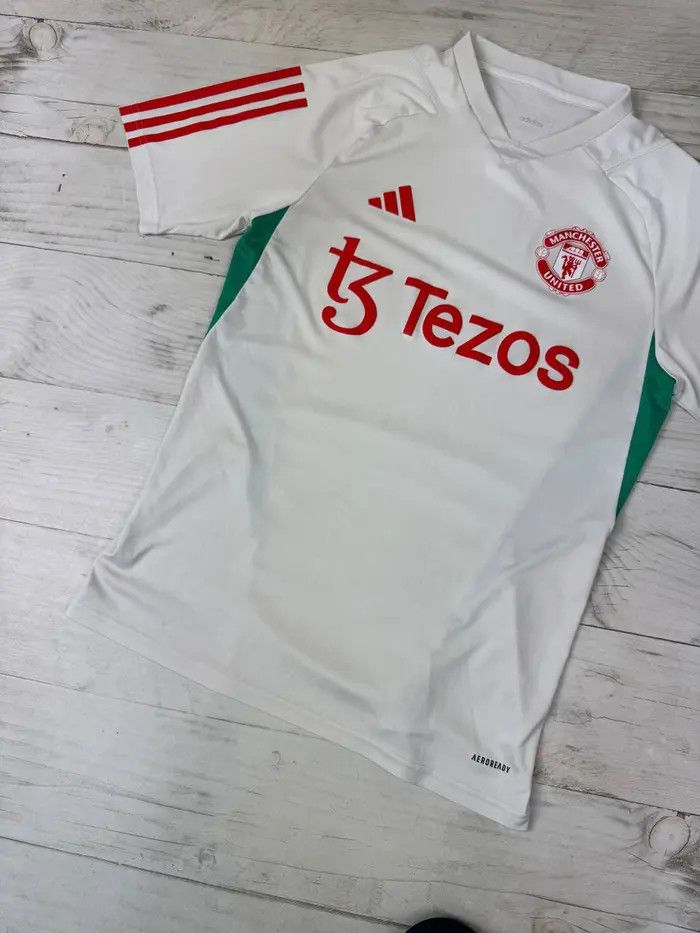 Adidas Adidas Manchester United 2023 2024 Training Shirt Jersey Size US S / EU 44-46 / 1 - 2 Thumbnail