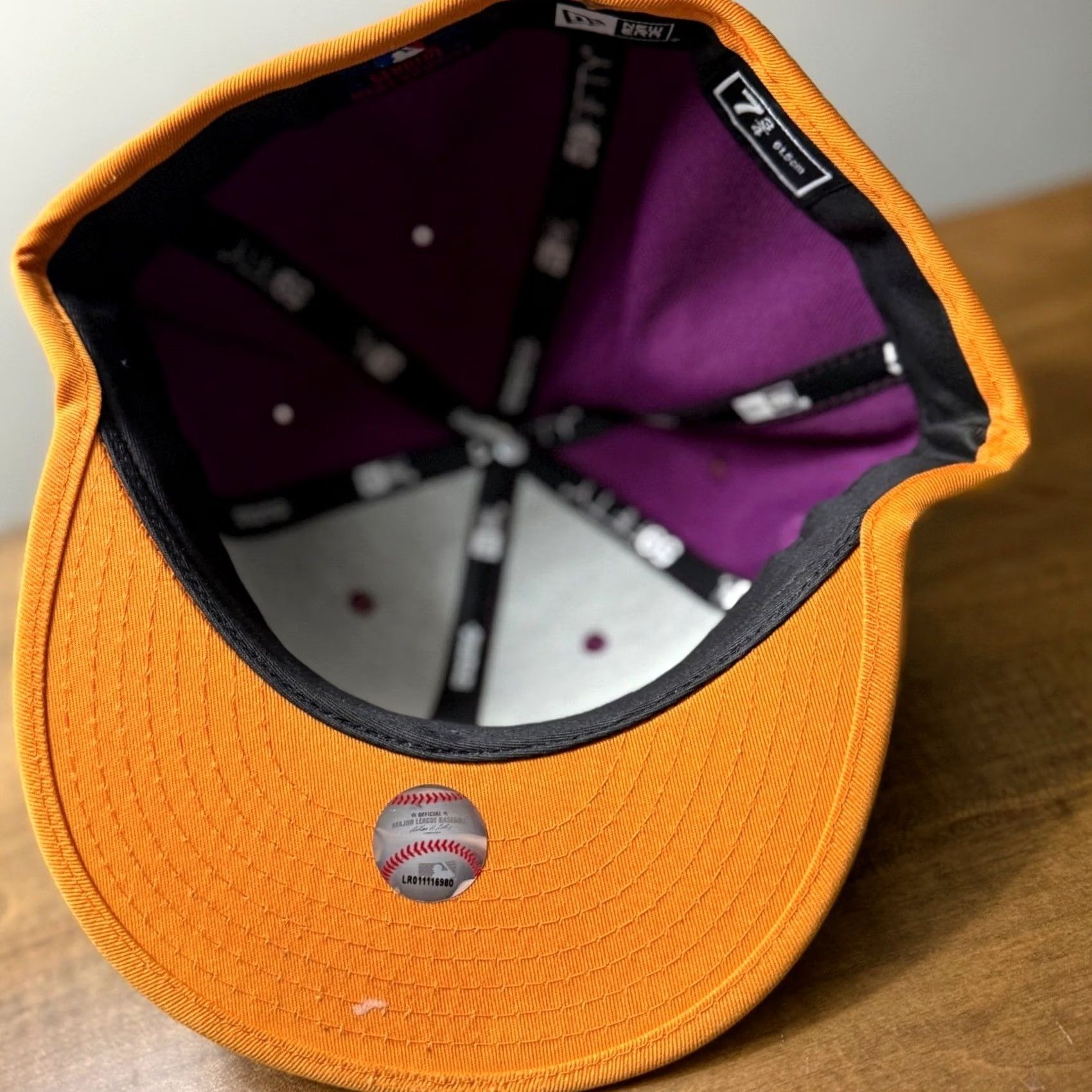 New Era VINTAGE New Era New York Yankees Hat Mens 7 3/4 Purple Orange 59FIFTY Fitted MLB Cap Size ONE SIZE - 6 Thumbnail