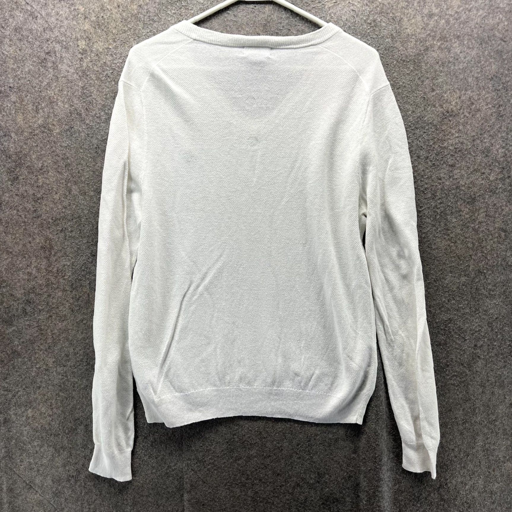 Brooks Brothers Brooks Brothers Sweater Women Medium White Linen Cotton V-Neck Lightweight Knit Pullover Size M / US 6-8 / IT 42-44 - 2 Thumbnail