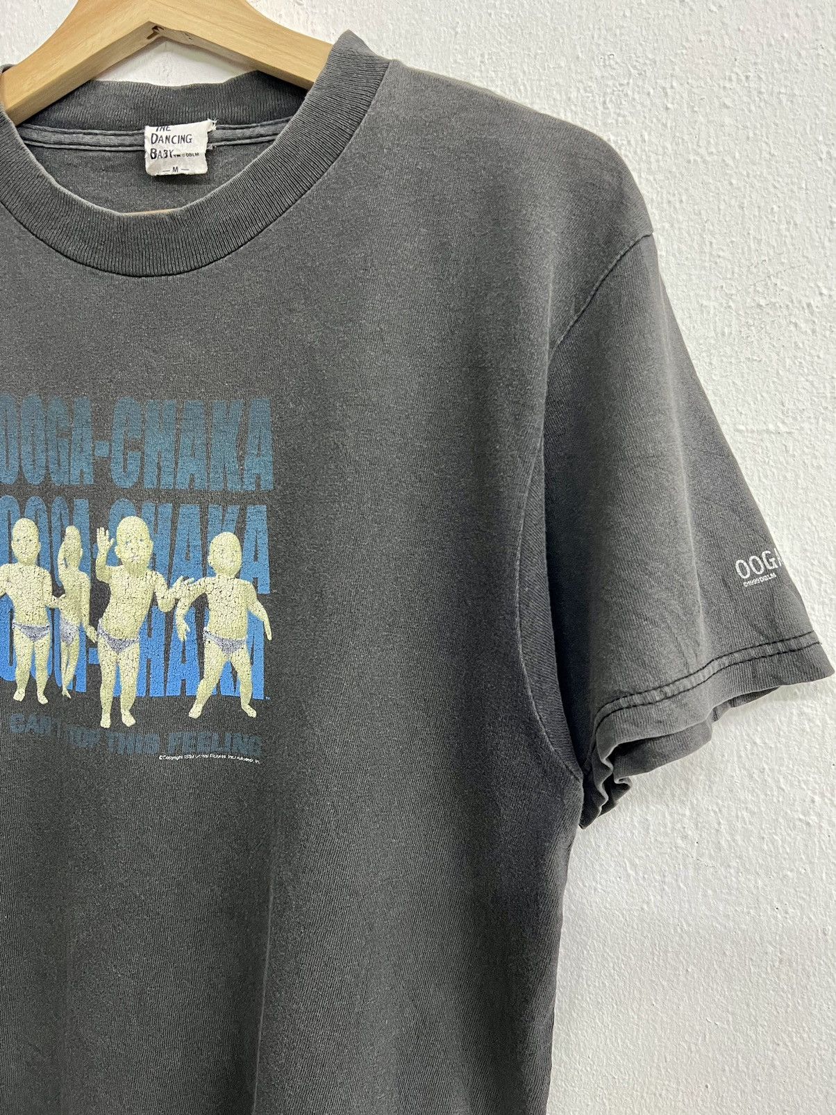 Apple RARE VINTAGE 90s OOGA CHAKA THE DANCING BABY TEE Size US M / EU 48-50 / 2 - 3 Thumbnail