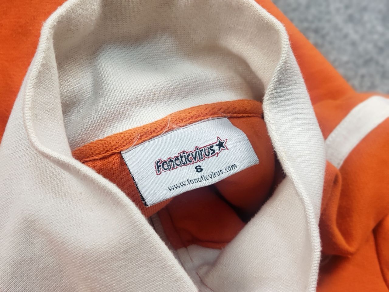 Vintage Vintage rare Holland Orange Big Logo Zip Track Jacket Y2K Size US S / EU 44-46 / 1 - 12 Thumbnail