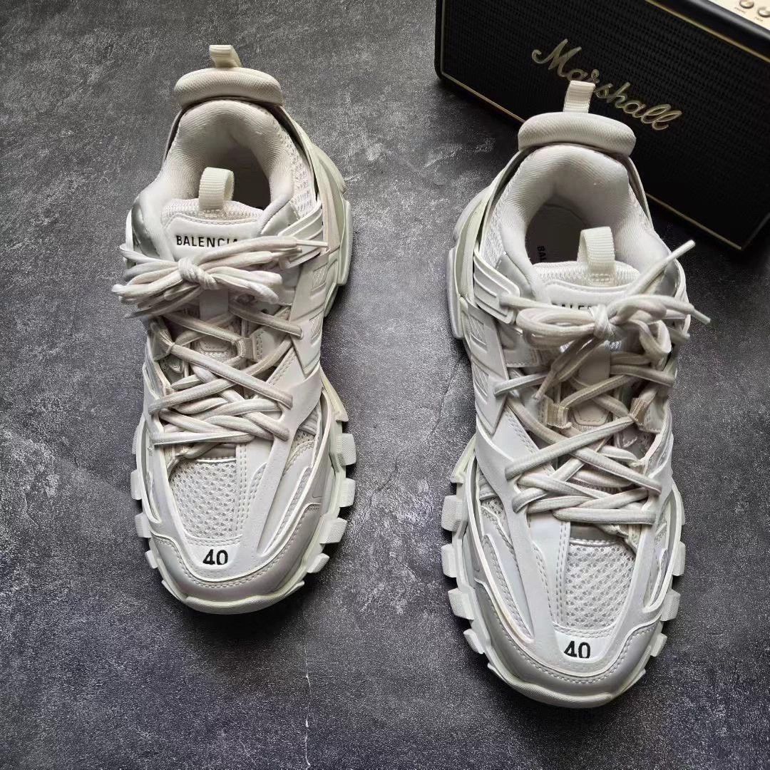 Balenciaga BALENCIAGA TRACK white size 40 Worn once like new Size US 7 / EU 40 - 2 Thumbnail