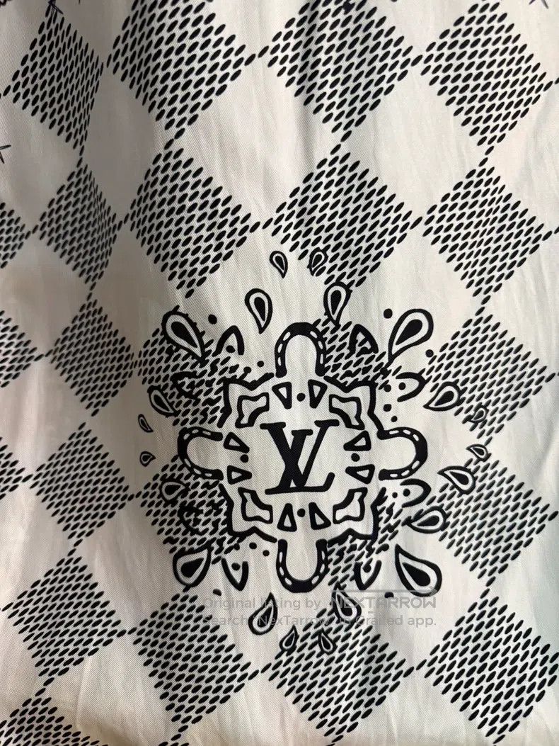 Louis Vuitton Louis Vuitton shirt Size US M / EU 48-50 / 2 - 3 Thumbnail