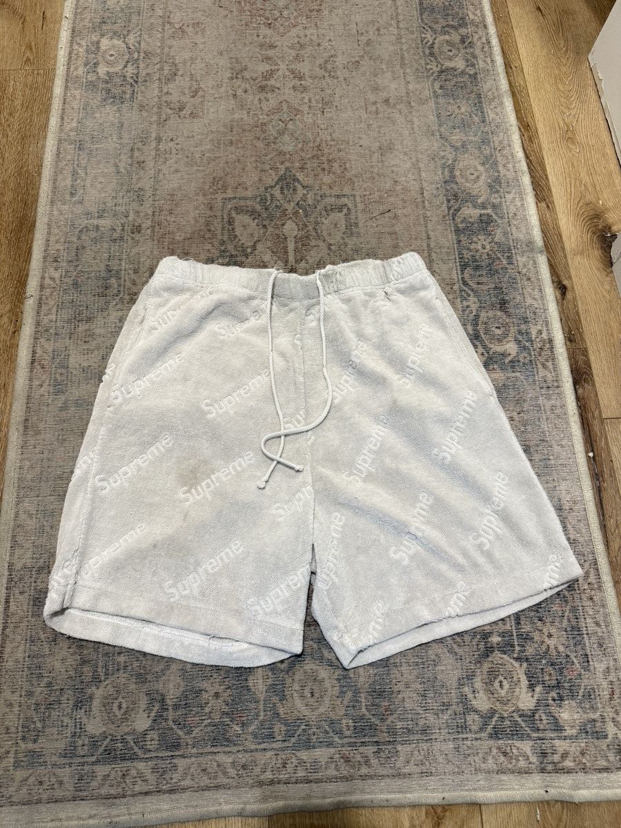 Supreme Supreme Terry Cloth Logo Shorts Size US 32 / EU 48 - 1 Thumbnail
