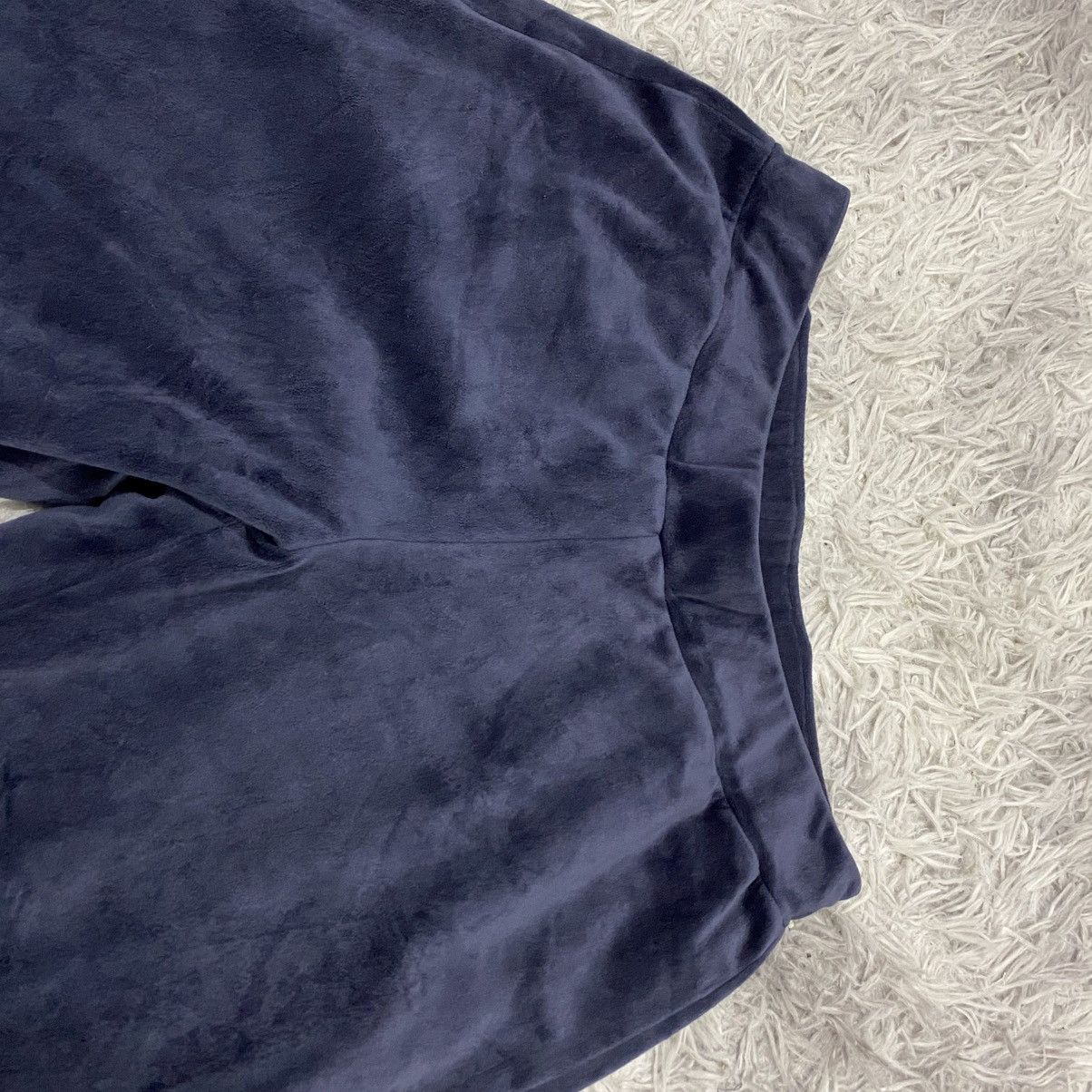 Uniqlo Uniqlo velvet jogger baggy pyjamas trousers Size 30" / US 8 / IT 44 - 4 Thumbnail