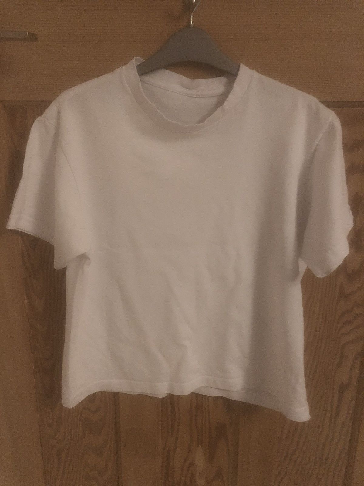 Other Perfect unisex cropped fit white t shirt Size US S / EU 44-46 / 1 - 1 Thumbnail